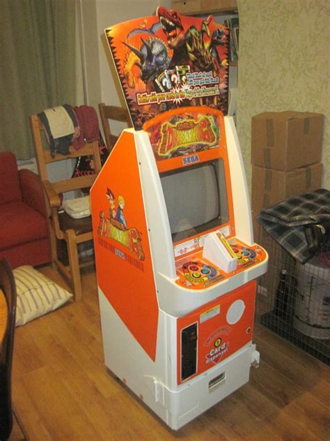 dinosaur king arcade machine